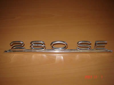 Anagrama letrero 280 SE para Mercedes Benz w111 Perfecto estado Recambio segunda mano Mercedes