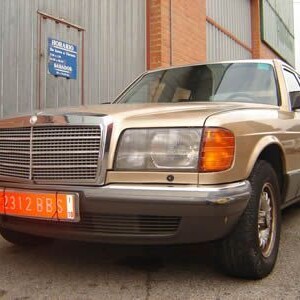 Desguace Mercedes w126 piezas. Recambio usado